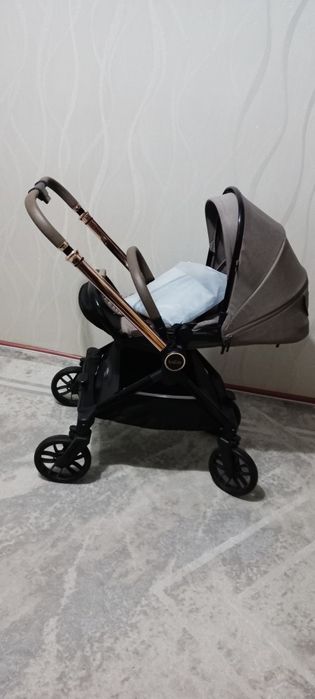 Продается Коляска Kidilo почти новый