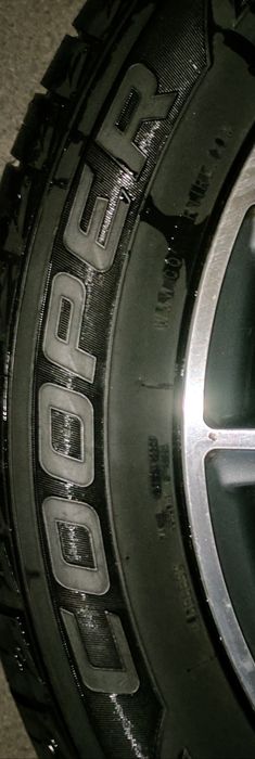 Продам диски с резиной сейчас