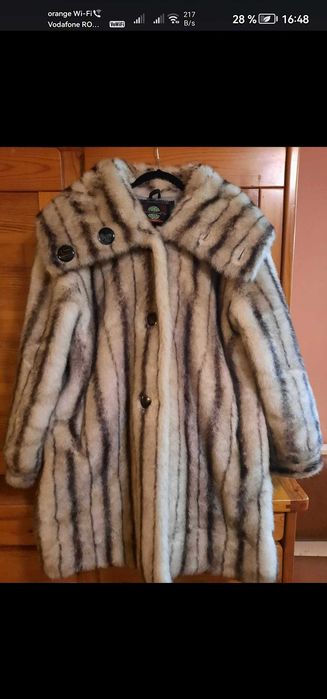 Haina dama blana artificiala, stare foarte buna