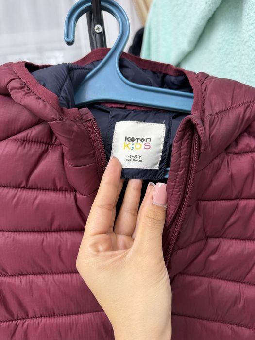 Продам демисезонную куртку для мальчика