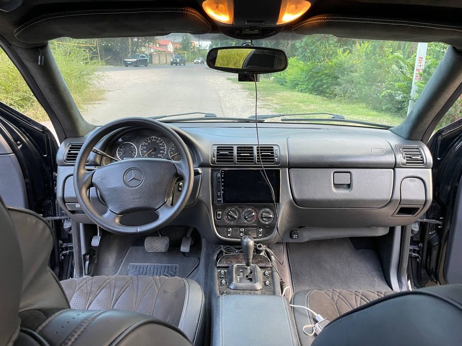 Мерседес Бенц МЛ 320
