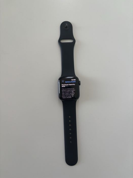 Apple Watch SE 40mm Space Gray АКБ 95%