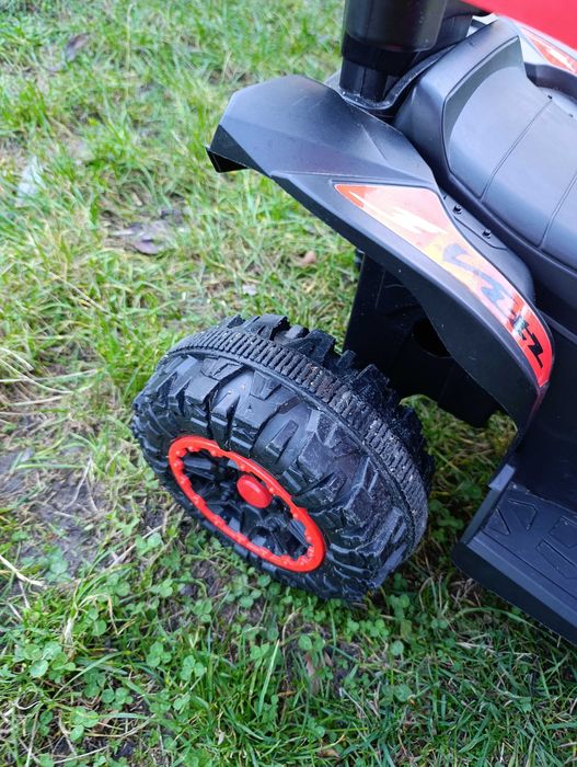 ATV de jucarie  cu maner