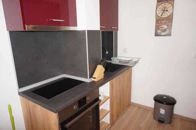 Продава се Двустаен апартамент в София, Оборище - 72 кв.м за 1973 €/кв.м - Снимка #3