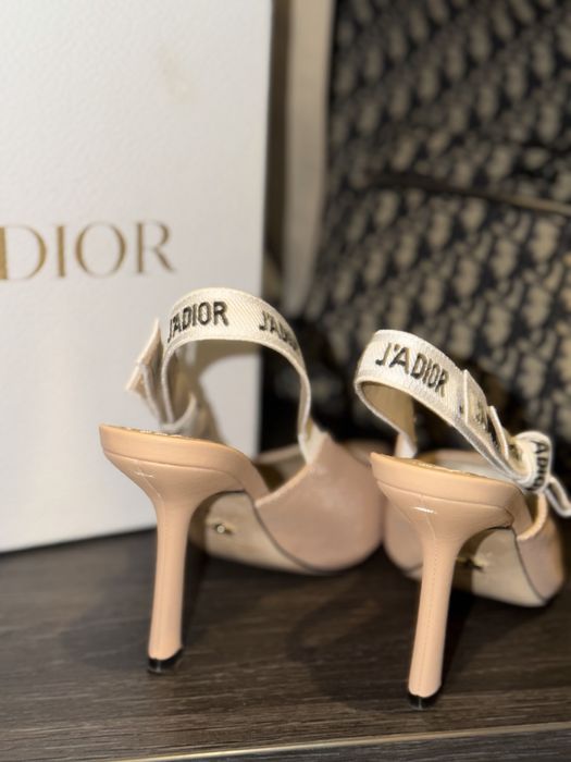 Обувки на ток Dior