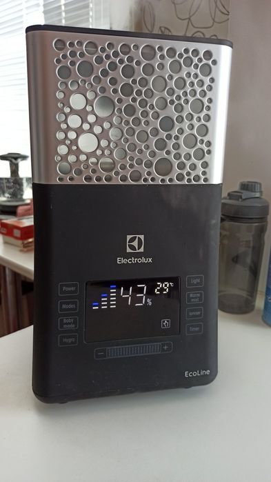 Продам увлажнитель Electrolux