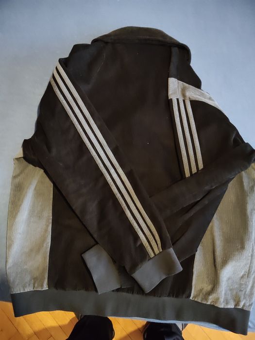 Яке Adidas originals