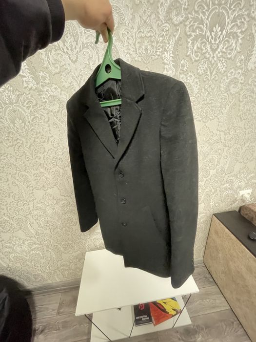 Продается пальто мужское