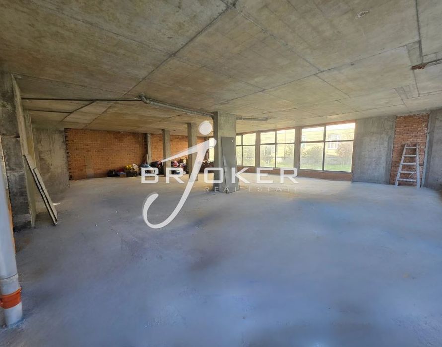 Продава се Магазин в Кърджали, Център - 196 кв.м за 547 €/кв.м - Снимка #5