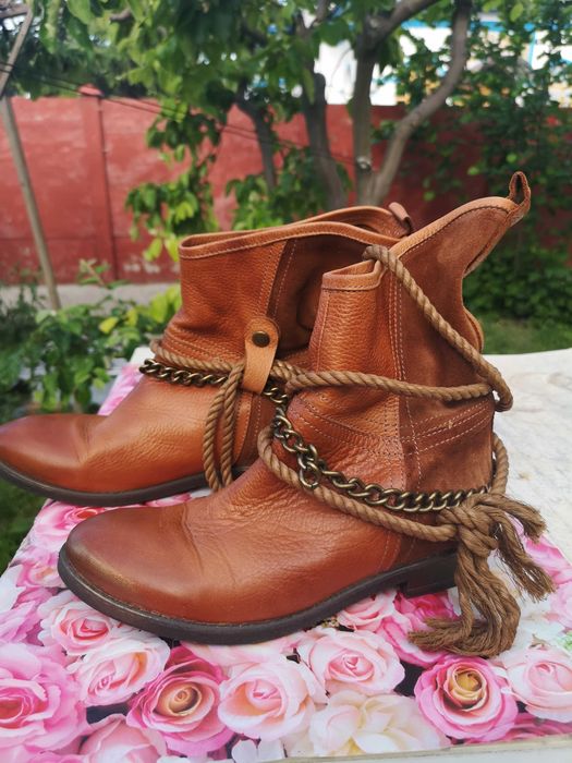 Ghete dama piele moale,marime 37,marca Efetti