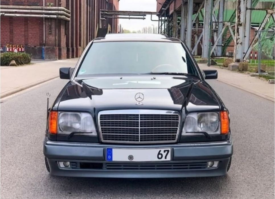 Mercedes W124 передний бампер Е500 сток