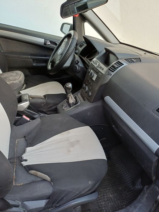 Masina de vânzare opel