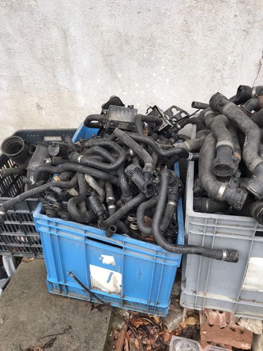 Продавам маркучи за вода и турбо бмв 1ва,3та,5та джипове