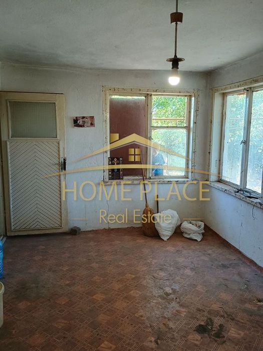 Къща в село Изворско