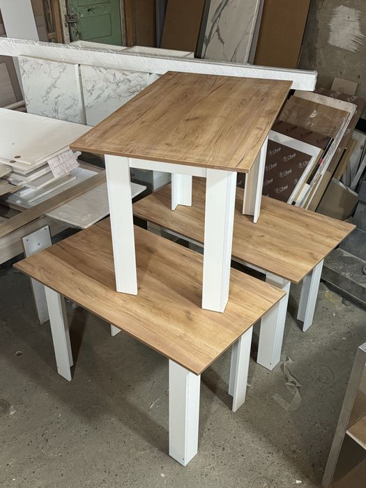 Продам кухонный стол