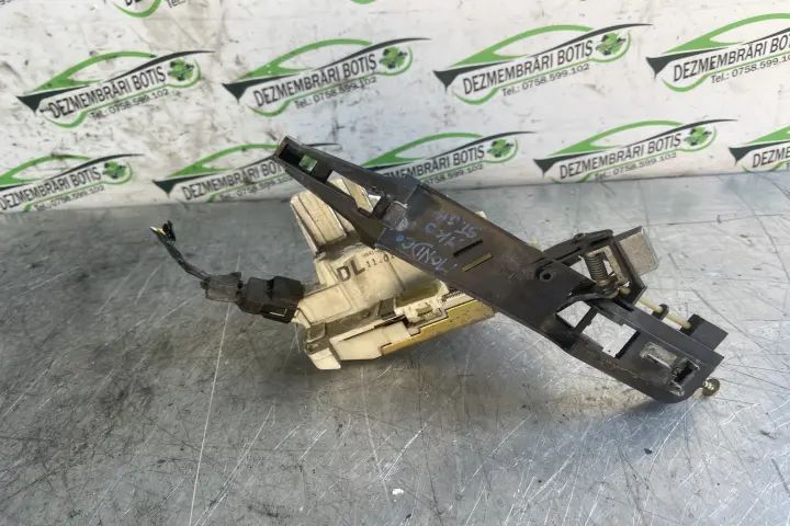 Broasca usa spate stanga Ford Mondeo 2000 1.8 MT (110 hp)