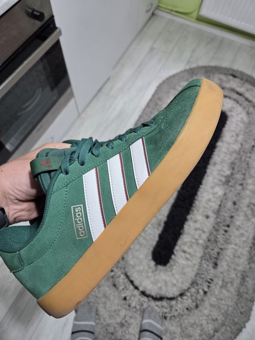 Adidași adidas 43