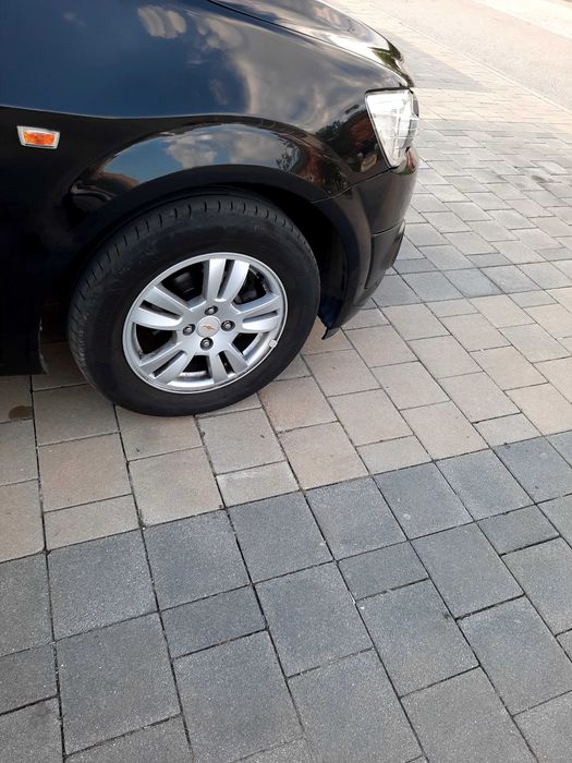 Продавам Шевролет Авео-  в отлично състояние