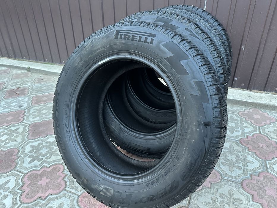 (Pirelli) продам комплект зимней резины р15