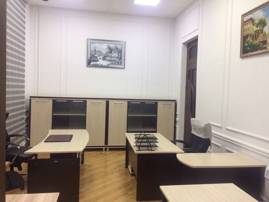 Лабзак Парк Локомотив нежилое помещение 140кв.м первая линия срочно