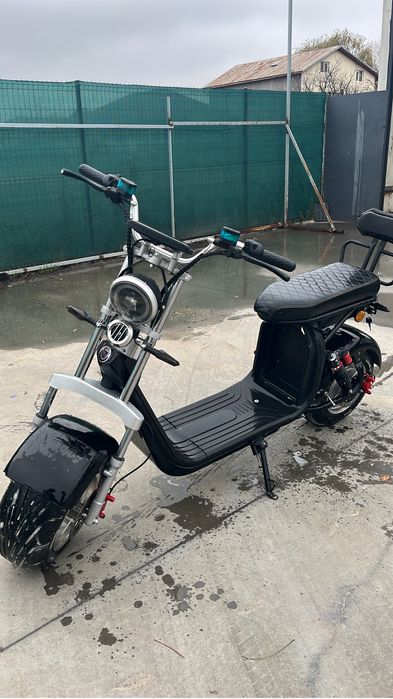 vand scuter electric