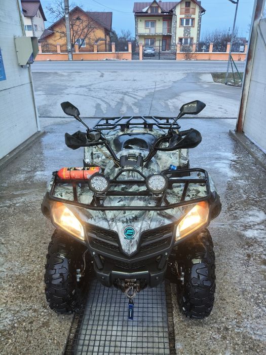 Vând cf moto 450L