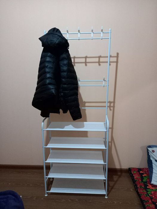 Гардеробная вешалка. Бесплатная доставка