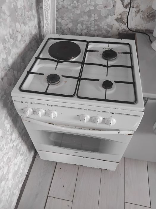 Продам газовую плиту