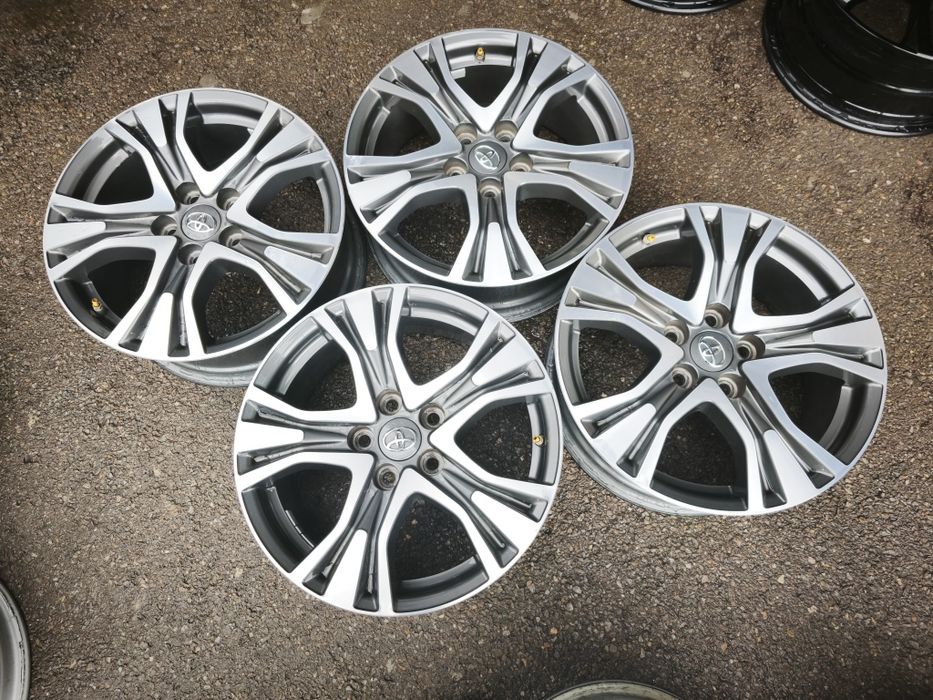 17" оригинални алуминиеви джанти за Toyota Rav 4