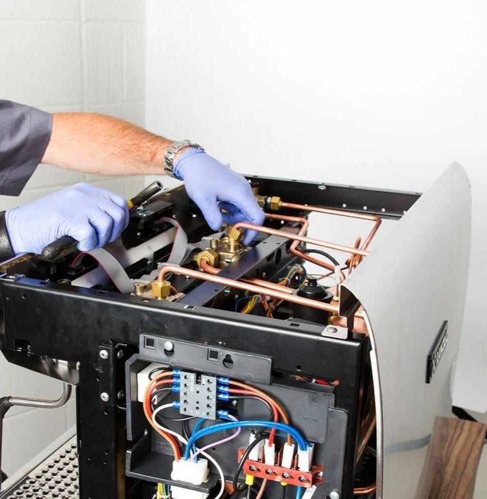 Reparații & Curățare Aparate de Cafea