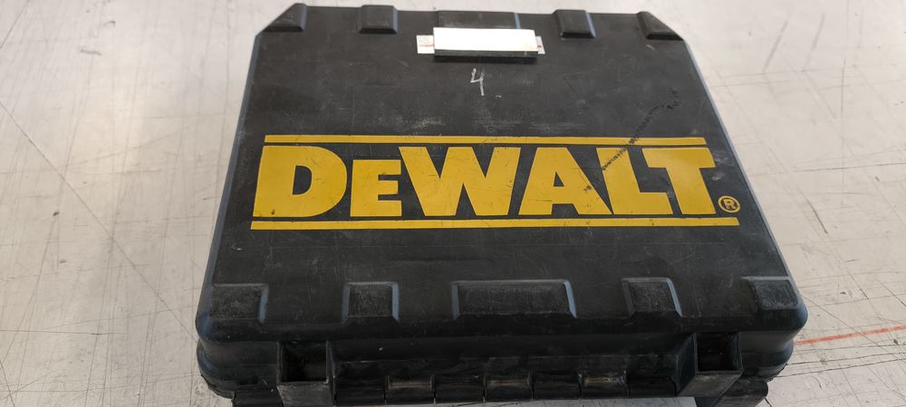 DeWalt акумулаторен винтоверт