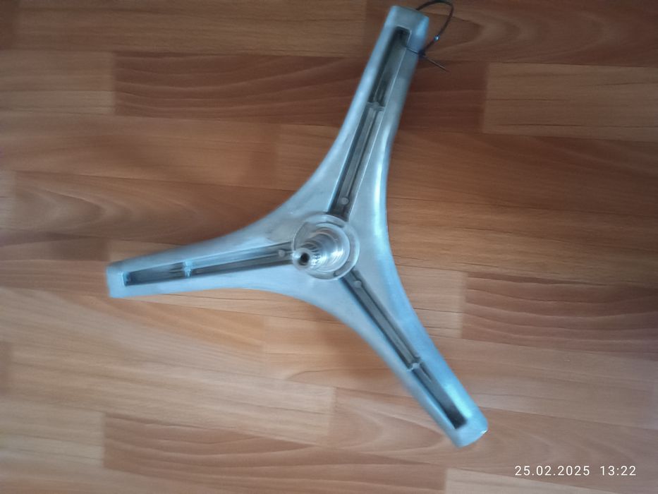 Продаю крестовину барабана ст. Маш LG.