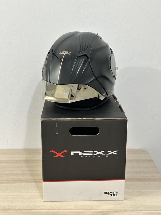 Casca Nexx XR3R Golden Edition