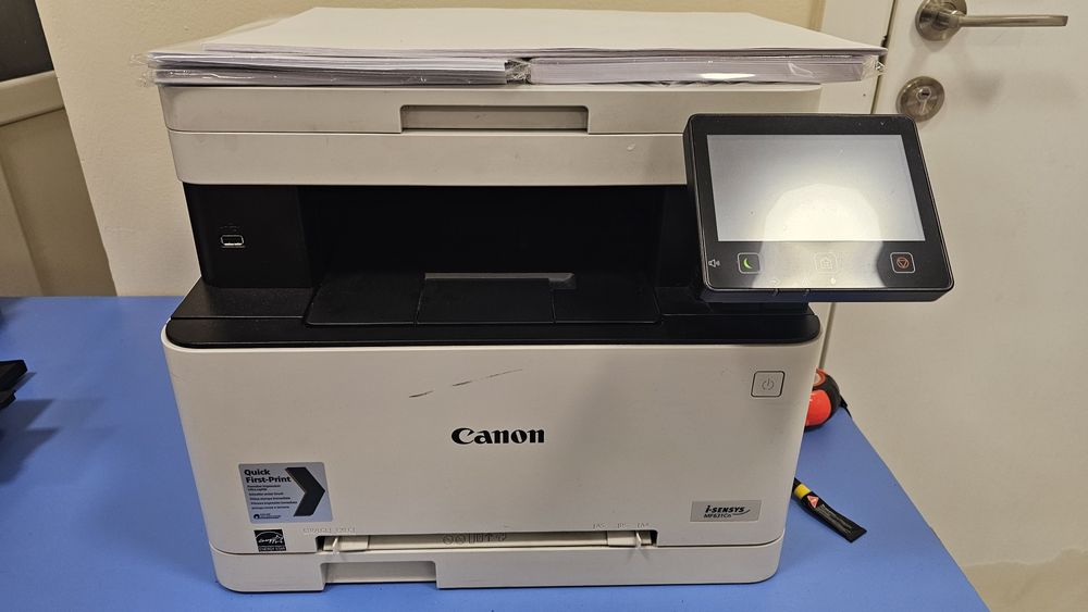 Цветной МФУ Canon MF631cn