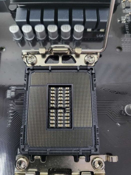 Gigabyte z790 D AC DDR5