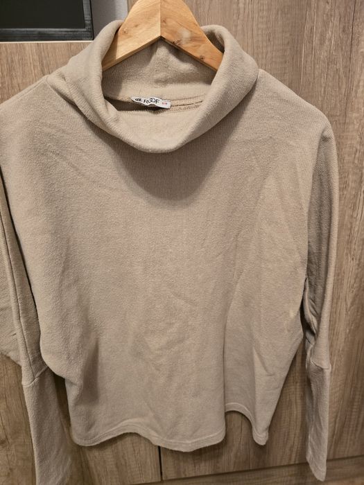 Vand pulover marimea s/m