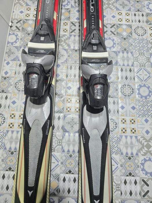 Schiuri adulti DYNASTAR