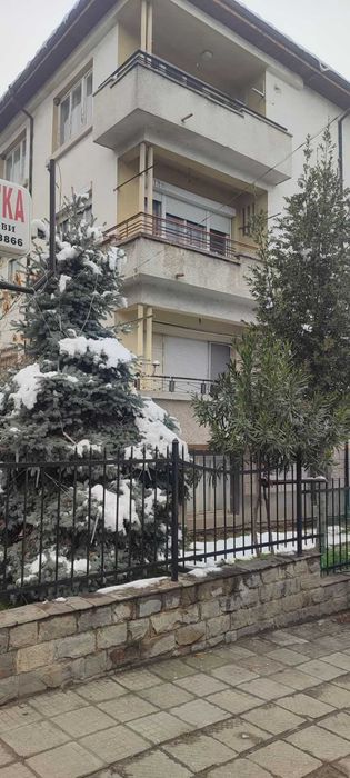 Дава се под наем Многостаен апартамент в Асеновград - 101 кв.м за 149620.74 € - Снимка #15