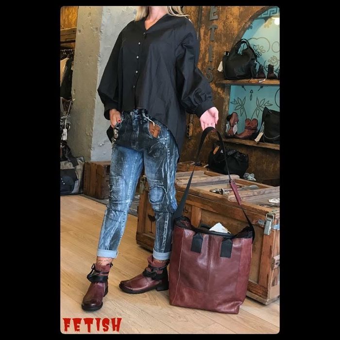 Fetish style! Комплект чисто нови боти и чанта от естествена кожа!