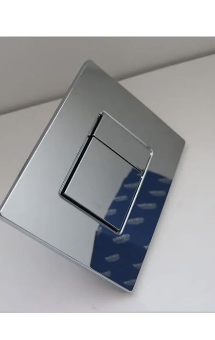 Кнопка слива унитаза GROHE