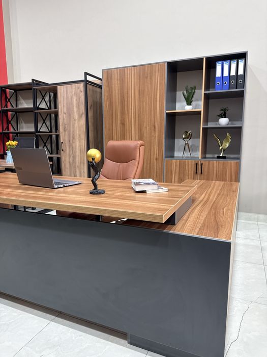 Комлект руководительский| столы| в наличии| от производителя