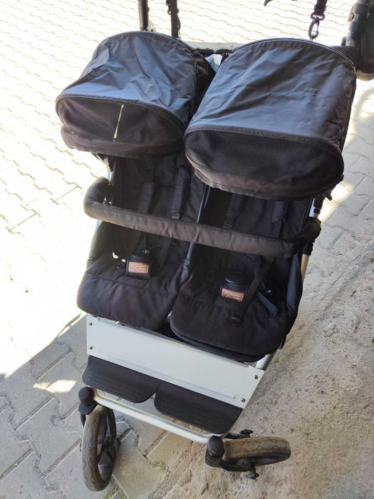 Mountain Buggy Duet детска количка