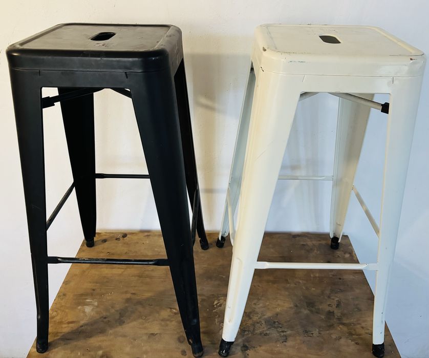 Scaune de bar din metal