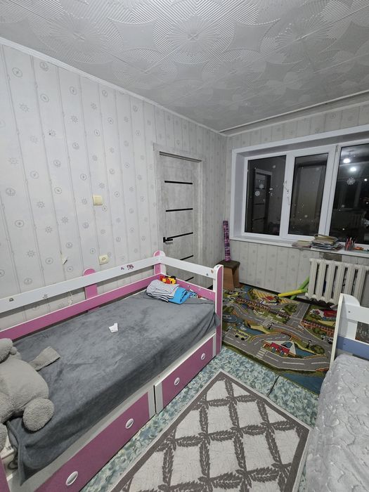 Продам трех комнатную квартиру