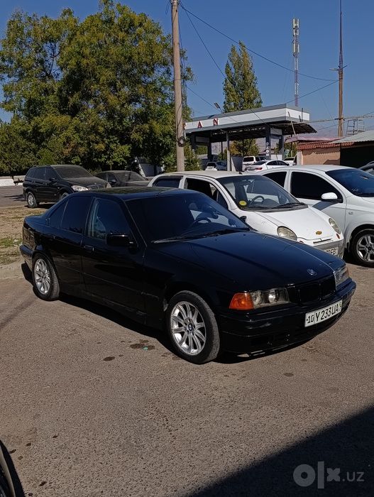 BMW E36 sotiladi.