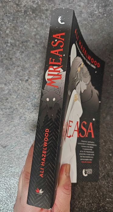 Mireasa Ali Hazelwood