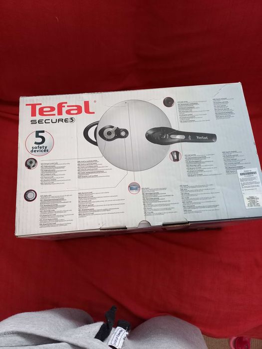 Тенджера под нлягане TEFAL