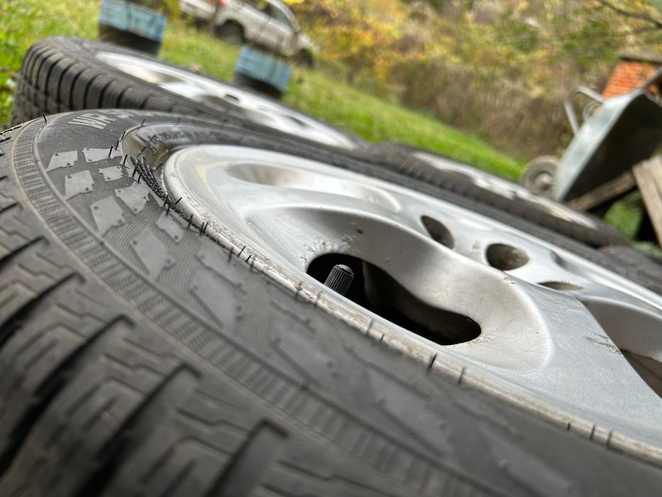 Зимни гуми Nokian с лети джанти 205/55/16 DoT2020