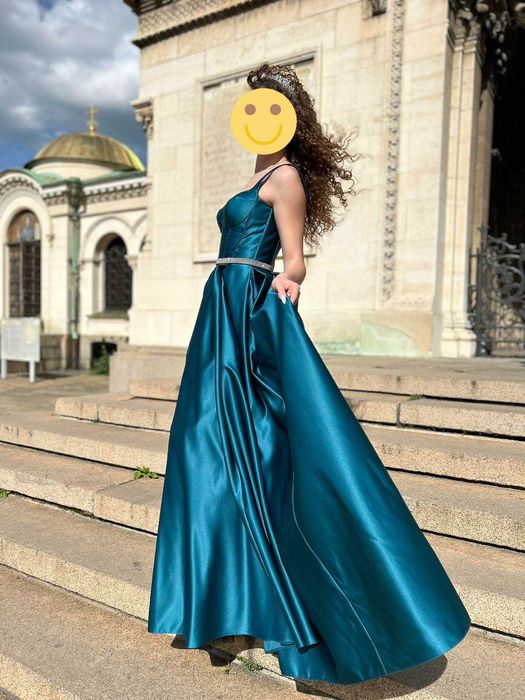 Бална синьо зелена рокля с бюстие