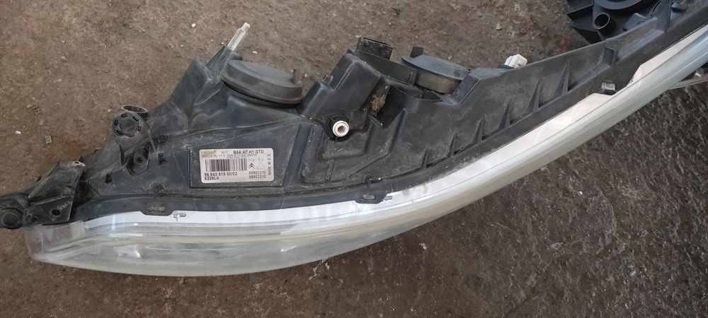 Фар за Citroen C4  2009г.